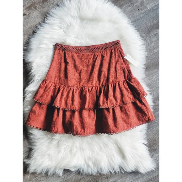 NEW Anthropologie Maeve Embroidered Red Mini Skirt - Size: 2 - Picture 5 of 10